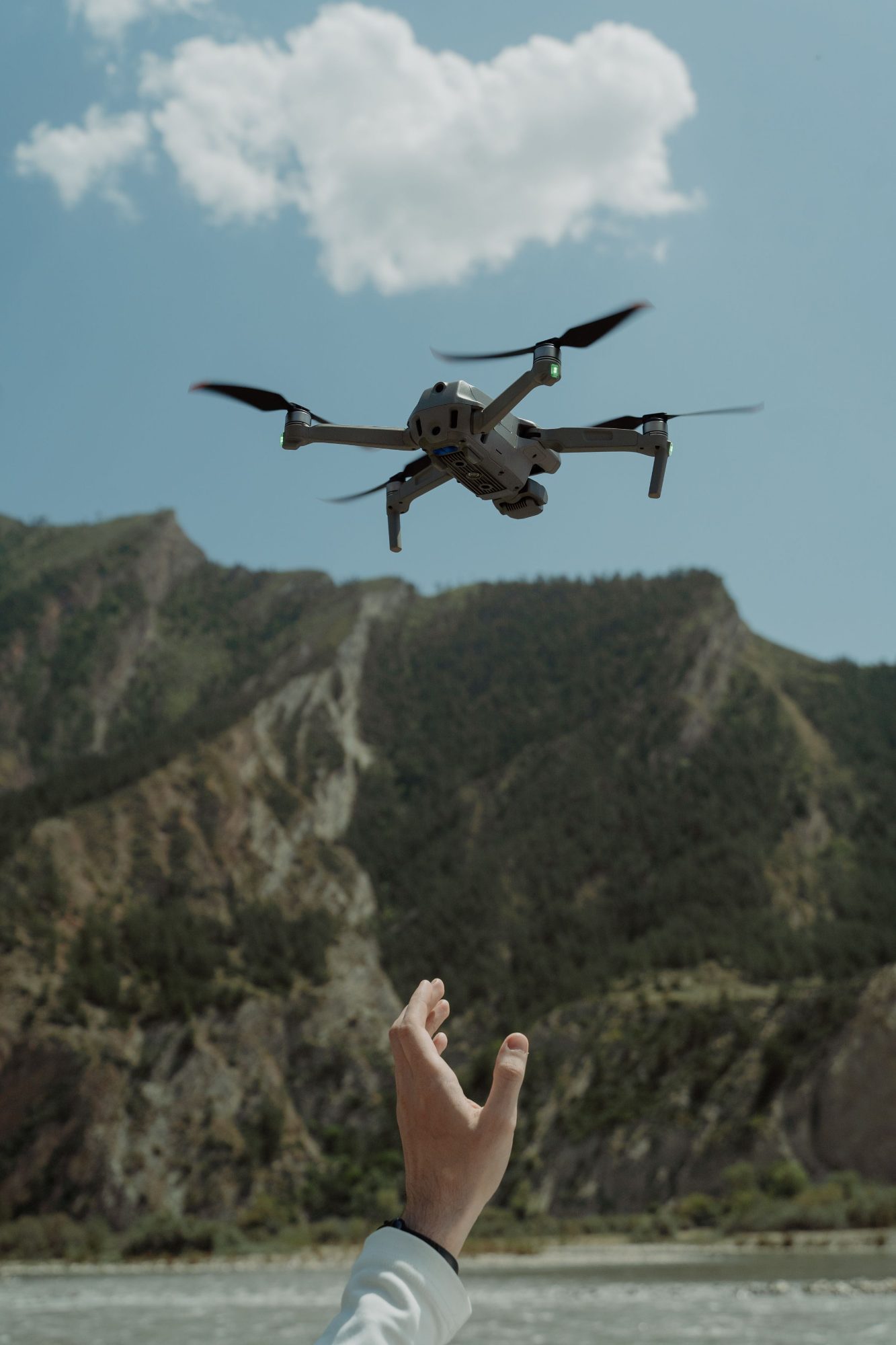 Décollage du drone sur un site de relevé